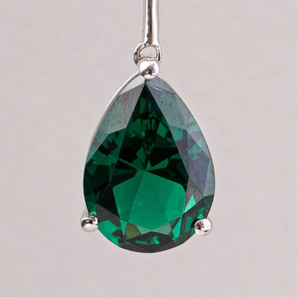 EMERALD CRYSTAL ALLURE